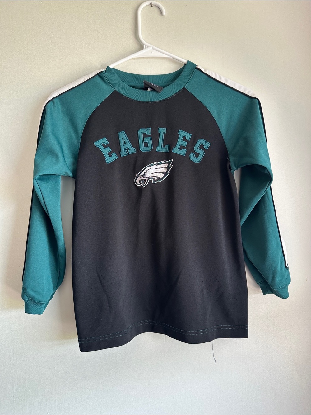 NFL Team Apparel Philadelphia Eagles Youth Small 8 Long Sleeve Top